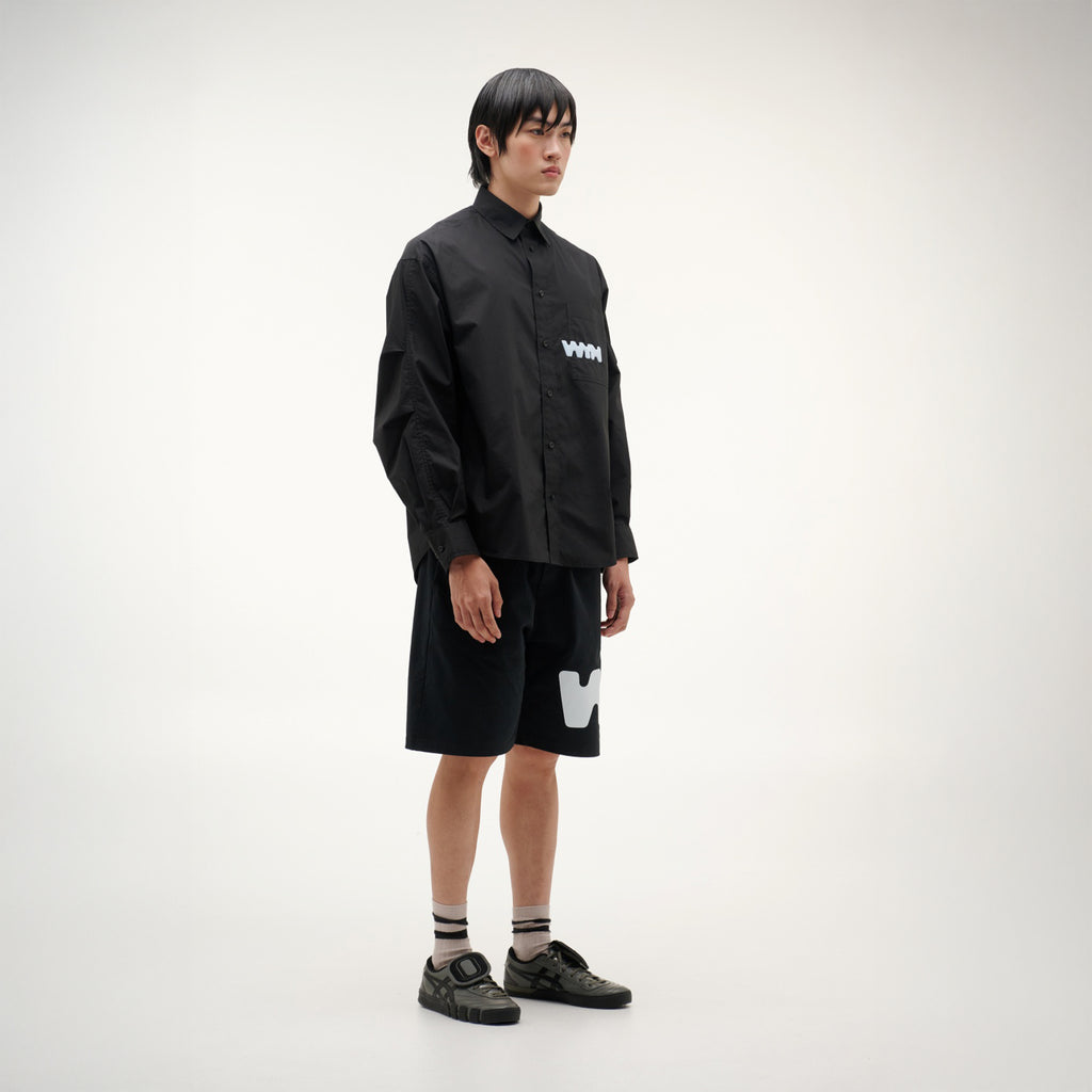 เสื้อเชิ้ตแขนยาวผู้ชาย ทรงโอเวอร์ไซส์