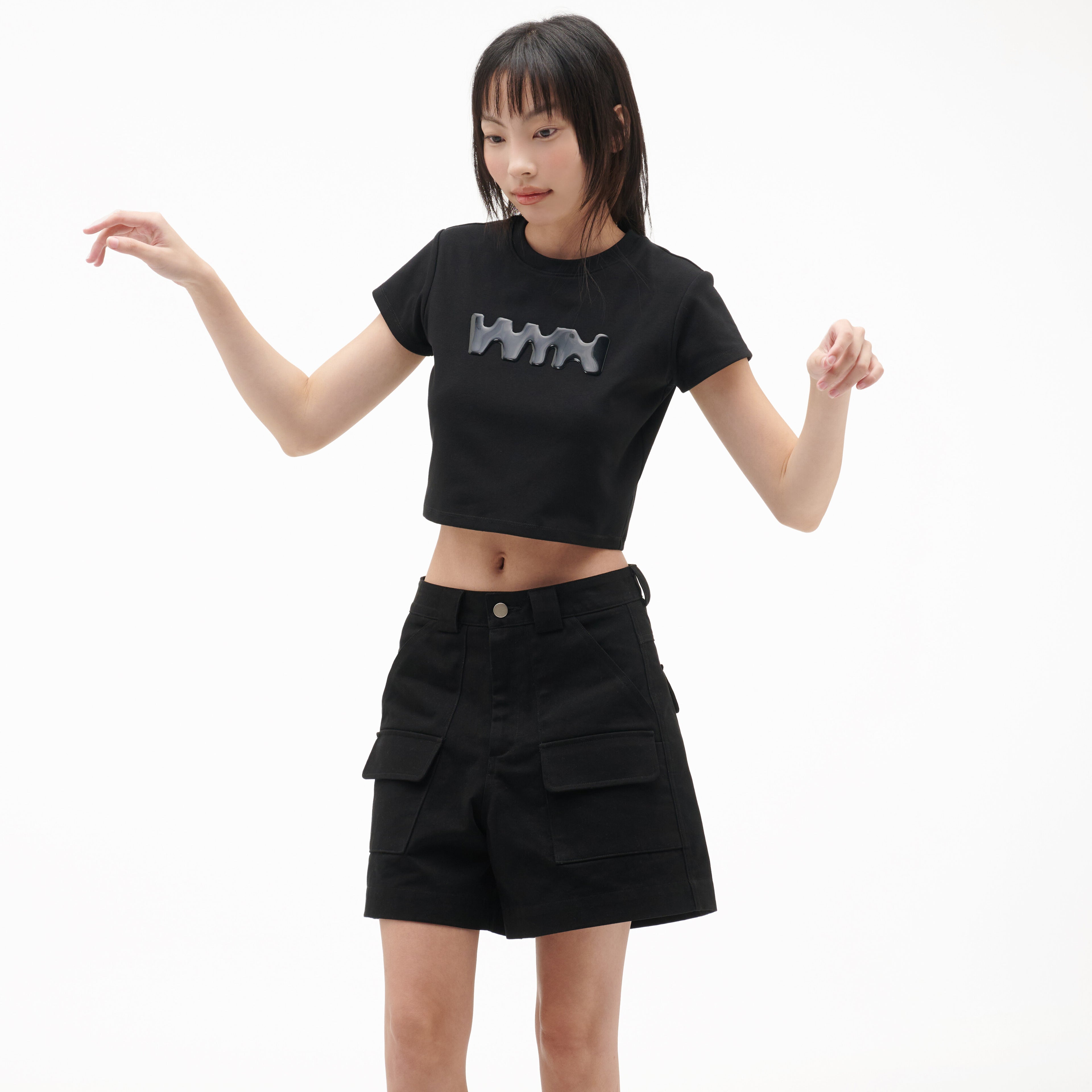 เสื้อยืดแขนสั้นสำหรับผู้หญิง ทรง BABY TEE
