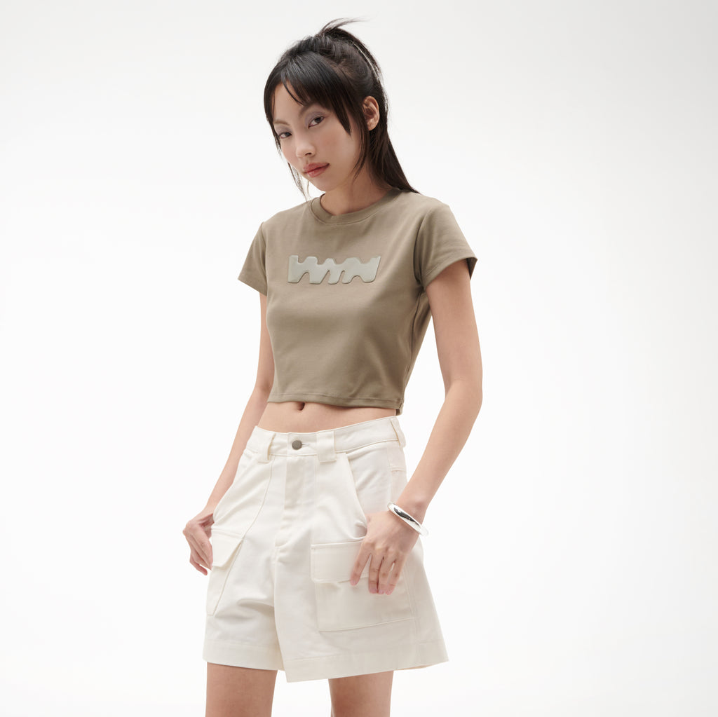 เสื้อยืดแขนสั้นสำหรับผู้หญิง ทรง BABY TEE
