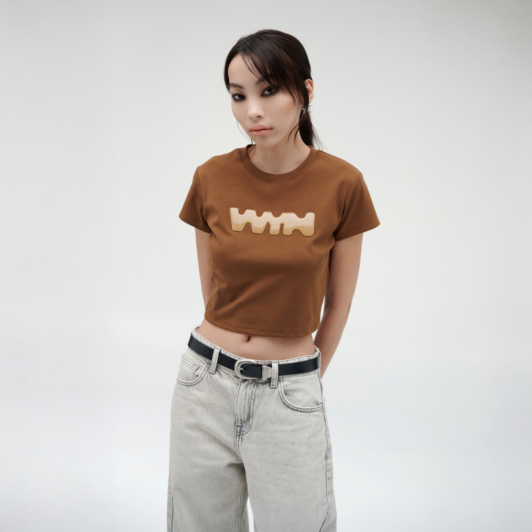 เสื้อยืดแขนสั้นสำหรับผู้หญิง ทรง BABY TEE