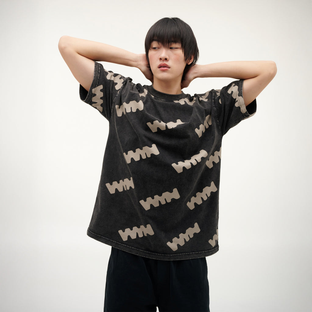 เสื้อยืดแขนสั้นผู้ชาย ทรงโอเวอร์ไซส์ คอกลม สีดำ