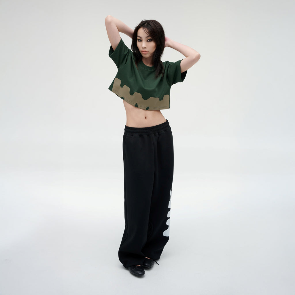 เสื้อยืดแขนสั้นผู้หญิง ทรงครอป คอกลม